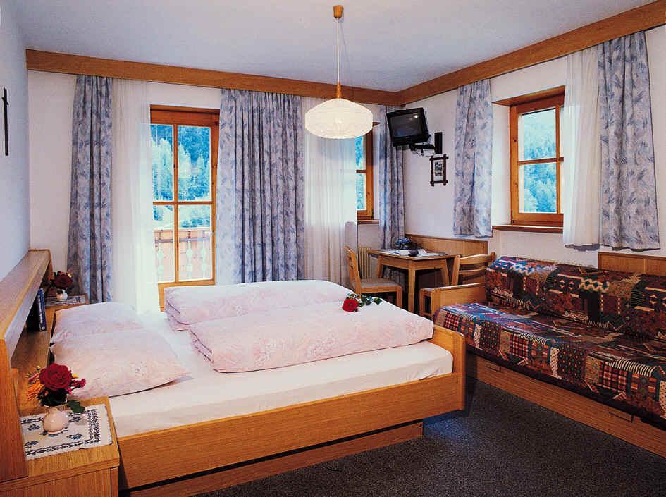 Hotel Gasthof Mittermühl Villnöss Zimmer foto